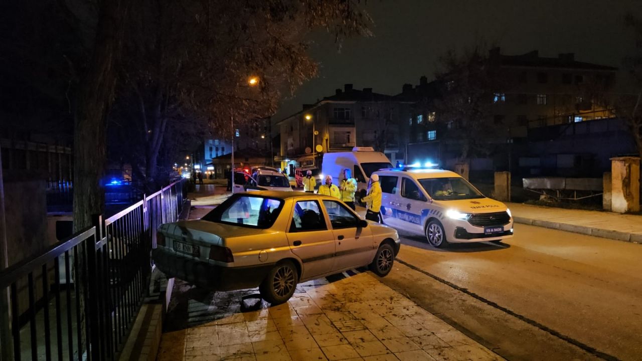 Çorum'da polisten kaçarken kaza yapan sürücüye 42 bin lira ceza uygulandı