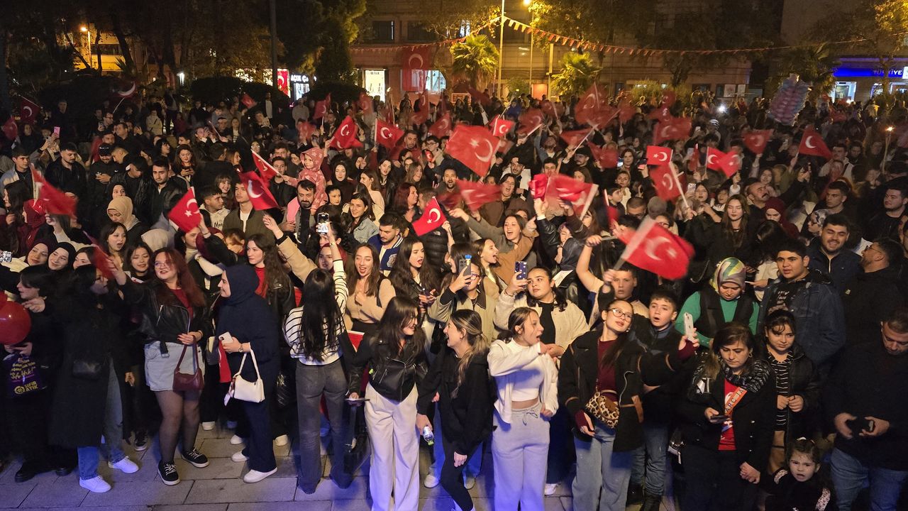 ZONGULDAK'TA CUMHURİYET COŞKUSU
