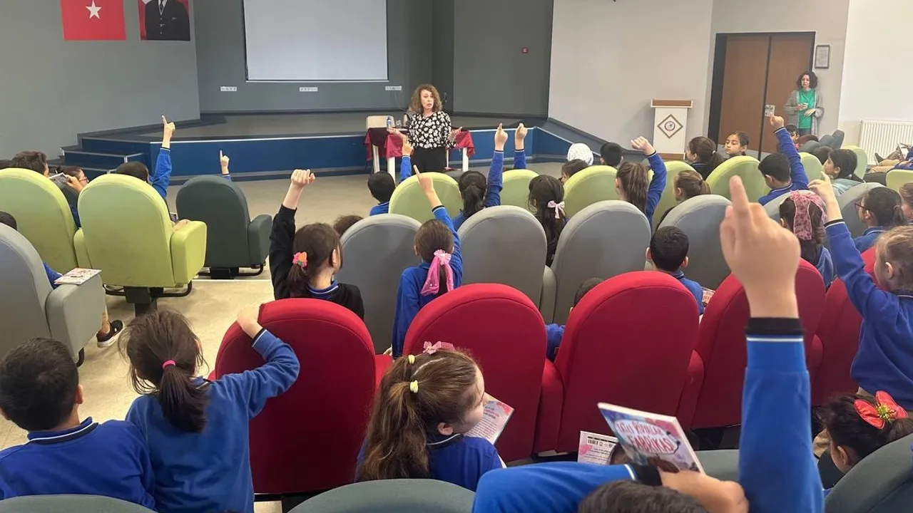 Çayırova Kitap Günleri'nde edebiyat coşkusu okullara taşındı