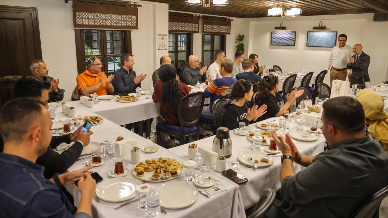 Konya Meram'da turizm rehberlerinden Sırçalı Hotel'e tam not