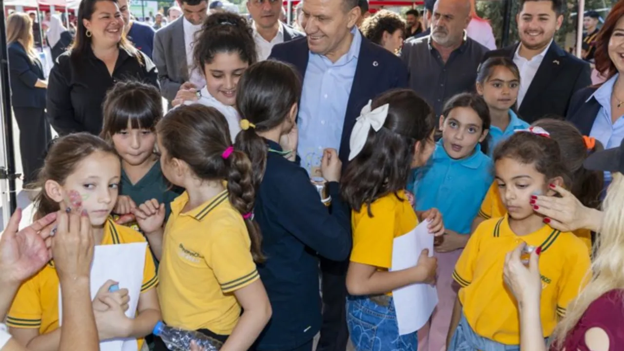 Mersin'de 'Bilim Şenliği' coşkusu