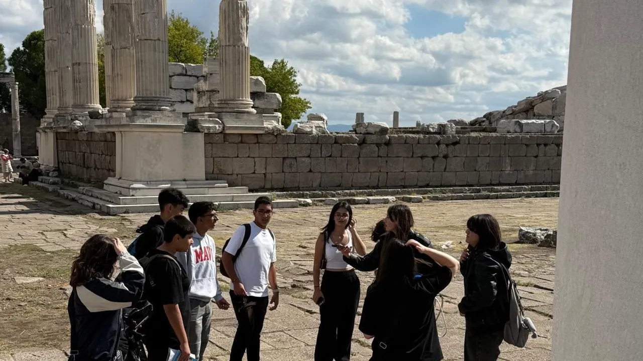 Pergamon'da dil becerilerini geliştirdiler
