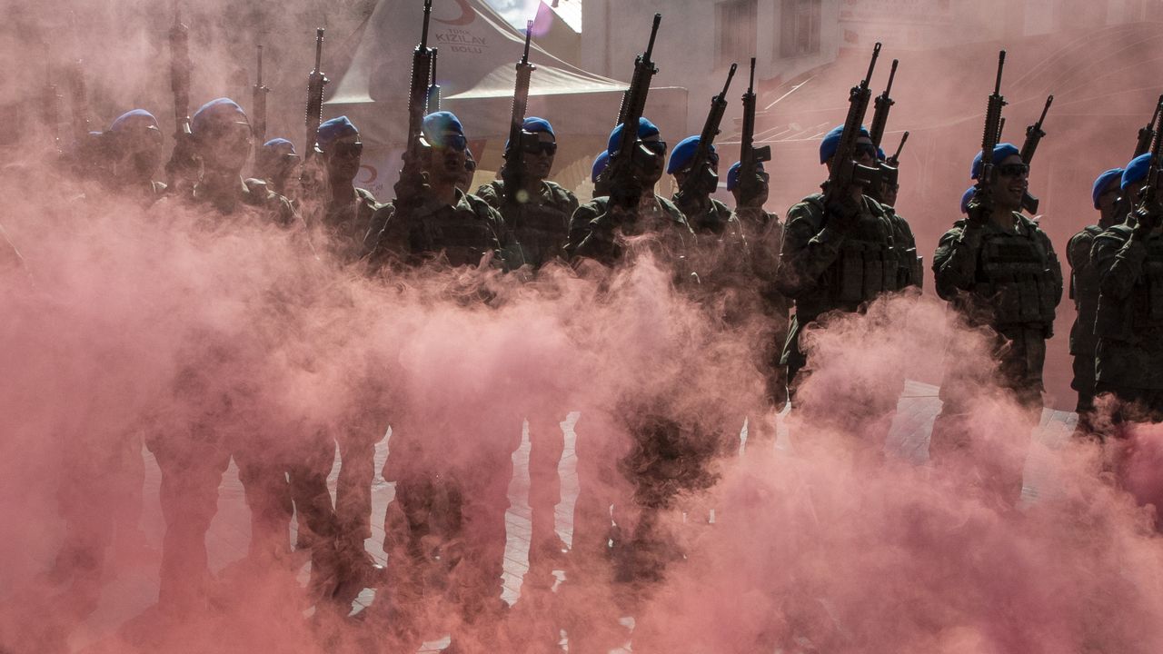 Sakarya ve çevre illerde Cumhuriyet'in 102. yıl dönümü kutlandı