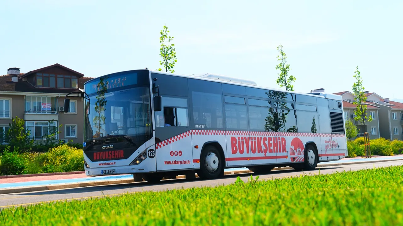 Sakaryaspor taraftarına ücretsiz ulaşım desteği