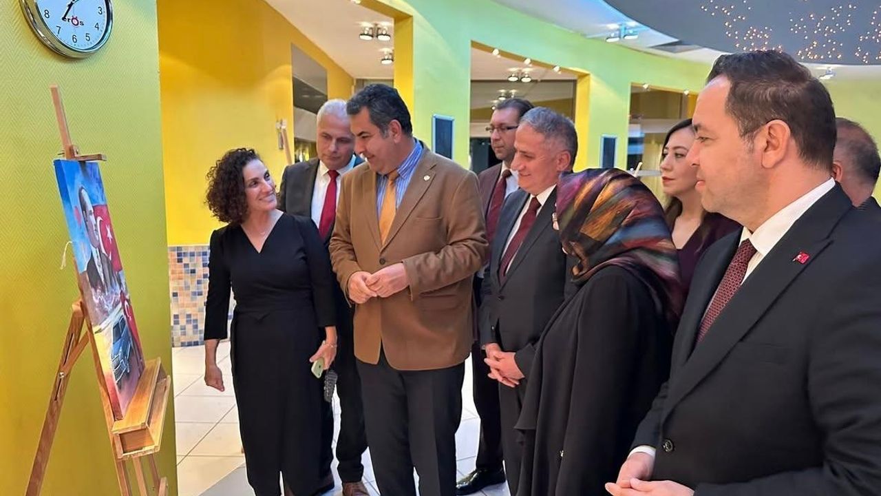 KİM VAR GECESİ BEĞENİ TOPLADI