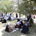 Yaşlı bireyler Van Gölü kıyısında huzur buldu
