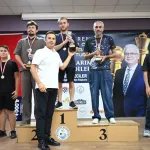 Balıkesir'de Satranç Turnuvası ödülleri sahiplerini buldu