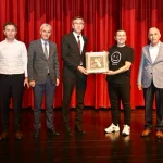 Bursa'da öğretmenler 'Maarifin Kalbinde' oyunla buluştu