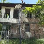 Gölcük'te riskli metruklarda yıkıma devam