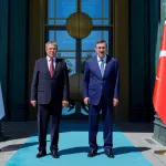 KKTC Başbakanı Ünal Üstel Külliye'de... Girne'de arama kurtarma çalışmaları titizlikle sürüyor