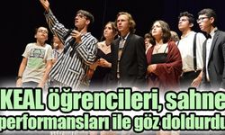 KEAL öğrencileri, sahne performansları ile göz doldurdu