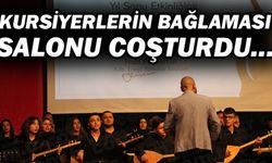 KURSİYERLERİN BAĞLAMASI SALONU COŞTURDU...