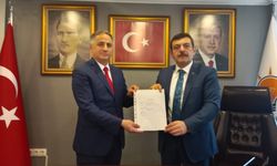 BOZKURT İSTİFA ETTİ, ÇAKIR RESMİ BAŞVURUYU YAPTI