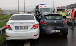 Anadolu Otoyolu'nda trafik kazasında 11 kişi yaralandı