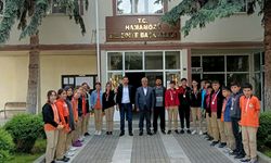 Şampiyon okçulardan Belediye Başkanı Bayrakdar'a ziyaret