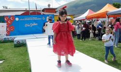 Amasya'da minikler Türkiye Çevre Haftası temalı defile düzenledi