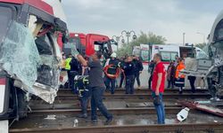 GÜNCELLEME 2 - Samsun'da tramvayların çarpışması sonucu 26 kişi yaralandı