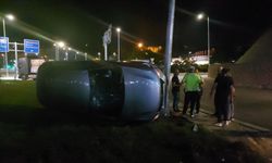 Karabük'te çalıntı otomobille polisten kaçan ehliyetsiz sürücü kaza yaptı