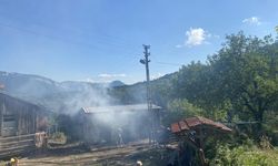 Karabük'te yangında patlayan tüpün parçasının isabet ettiği kadın yaralandı