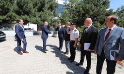 Amasya Valisi Doruk, Merzifon'da ziyaretlerde bulundu