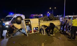 Samsun'da devrilen kamyonetteki 4 kişi yaralandı
