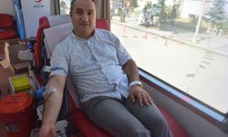 Türk Kızılay'ına 45 ünite kan bağışlayan donör ödüllendirildi
