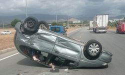 Amasya'da otomobil ile hafif ticari aracın çarpıştığı kazada 1 çocuk öldü, 8 kişi yaralandı