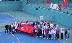 TENİS DENİZ SPOR KULÜBÜNDE COŞKULU KUTLAMA