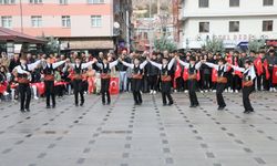 Bayburt'ta Cumhuriyet'in 100. yıl dönümüne özel konser