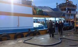 Kastamonu'da balıkçı teknesinde fenalaşan 2 kişi hastaneye kaldırıldı