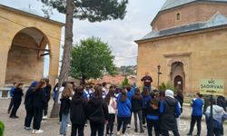 Kastamonu'da ortaokul öğrencileri tarihi mekanları gezdi