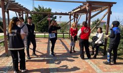 Sinop'ta polis üniversite öğrencilerini bilgilendirdi