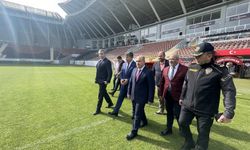 Vali Dağlı, Türkiye-Lüksemburg maçının oynanacağı Çorum Stadı'nda inceleme yaptı