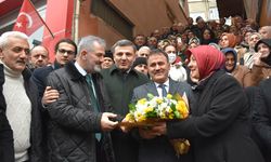 AK Parti Gümüşhane Belediye Başkan adayı Çimen, kentte coşkuyla karşılandı