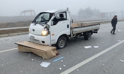 Amasya'da 3 aracın karıştığı trafik kazasında 2 kişi yaralandı