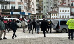 Ankara'da otomobilden 190 bin dolar çaldıkları iddia edilen 3 kişi tutuklandı