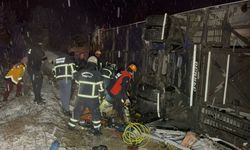 Kastamonu'da yolcu otobüsünün devrildiği kazada 4 kişi öldü