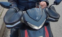 Ordu'da elinde çay bardağıyla motosiklet kullanan sürücüye para cezası