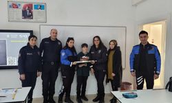 Tokat'ta polislerden şehit oğluna sürpriz doğum günü