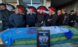 Hayatını kaybeden futbolcunun cenazesi Rize'de toprağa verildi
