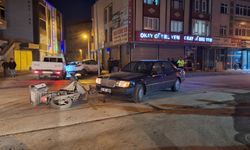 Samsun’da otomobille çarpışan motosikletin sürücüsü yaralandı