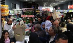 Havza'da mağaza açılışında yapılan indirim yoğunluğa neden oldu