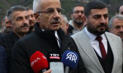 Ulaştırma ve Altyapı Bakanı Uraloğlu, Ardeşen-Çamlıhemşin yolunda inceleme yaptı: