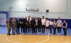 Amasya'da öğretmen adayları görme engellileri daha iyi anlamak için goalball oynadı