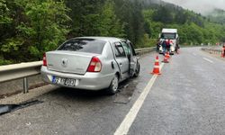 Bolu'da tırla çarpışan otomobilin sürücüsü yaralandı
