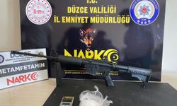 Düzce'de uyuşturucu operasyonunda yakalanan 2 zanlı tutuklandı