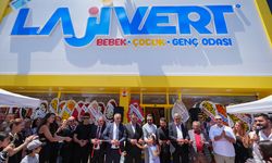 Mobilya üreticisi firma İzmir'deki ikinci mağazasını açtı