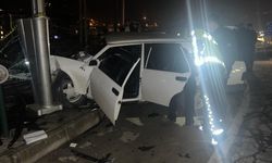 Rize'de iki otomobilin çarpıştığı kazada bir kişi yaralandı