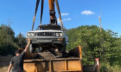 Göynük'te şarampole devrilen otomobilin sürücüsü yaralandı