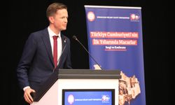 "Türkiye Cumhuriyeti'nin İlk Yıllarında Macarlar" konferansı
